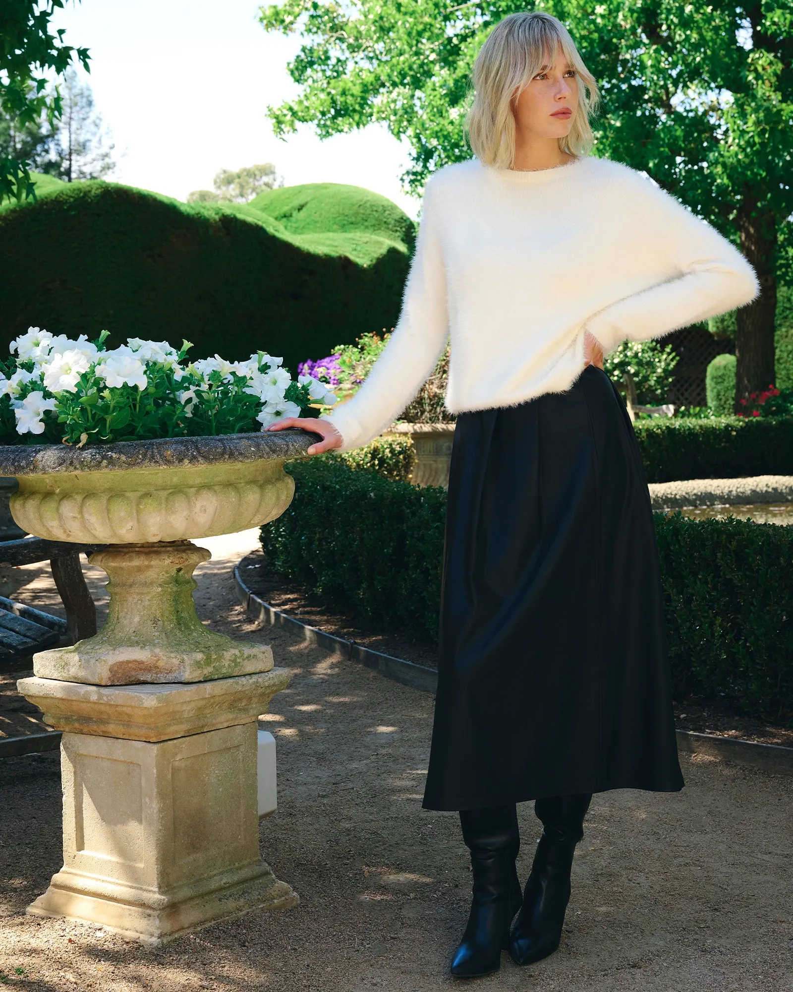 Ashen Skirt