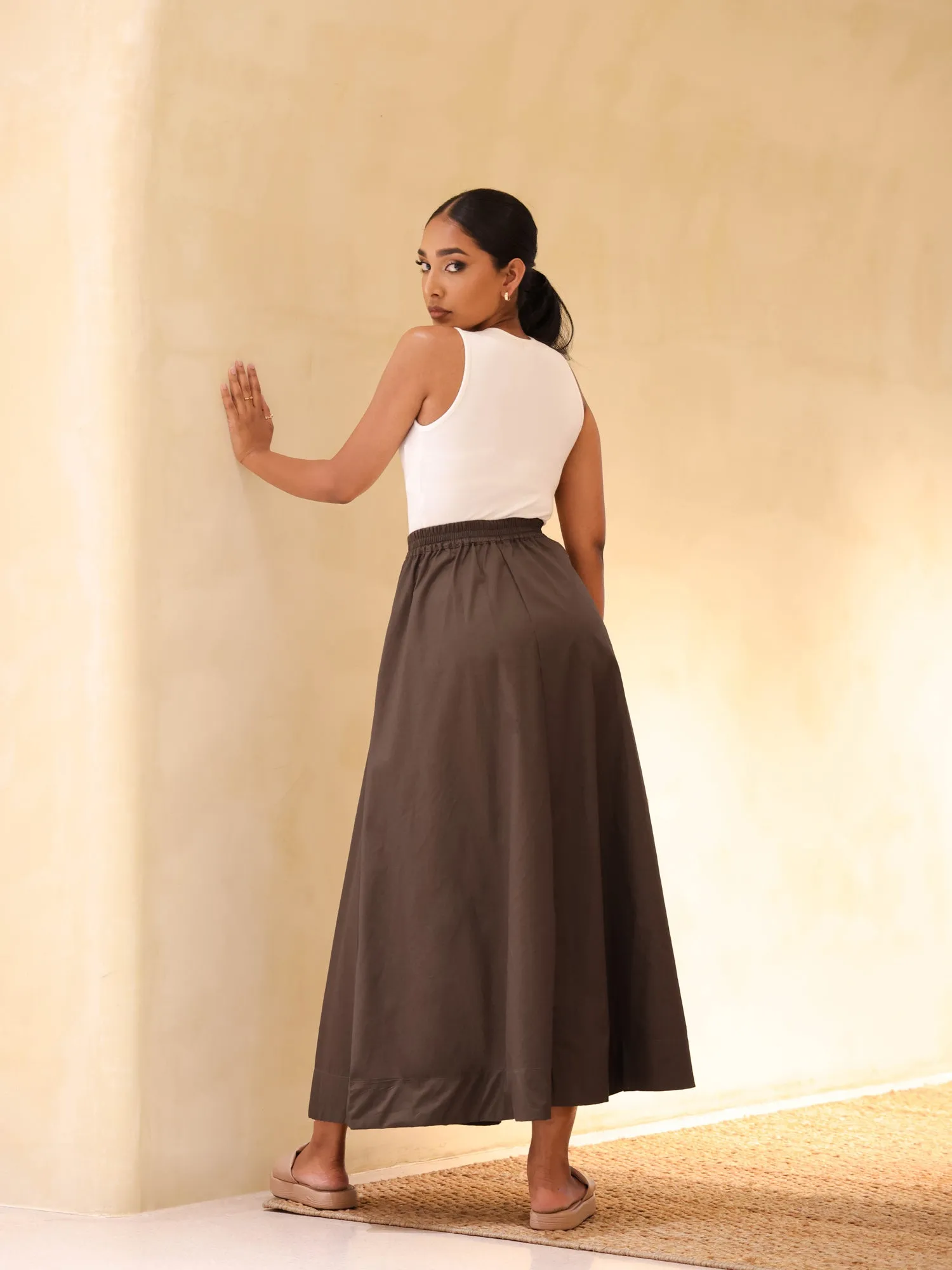 Back elasticated maxi skirt