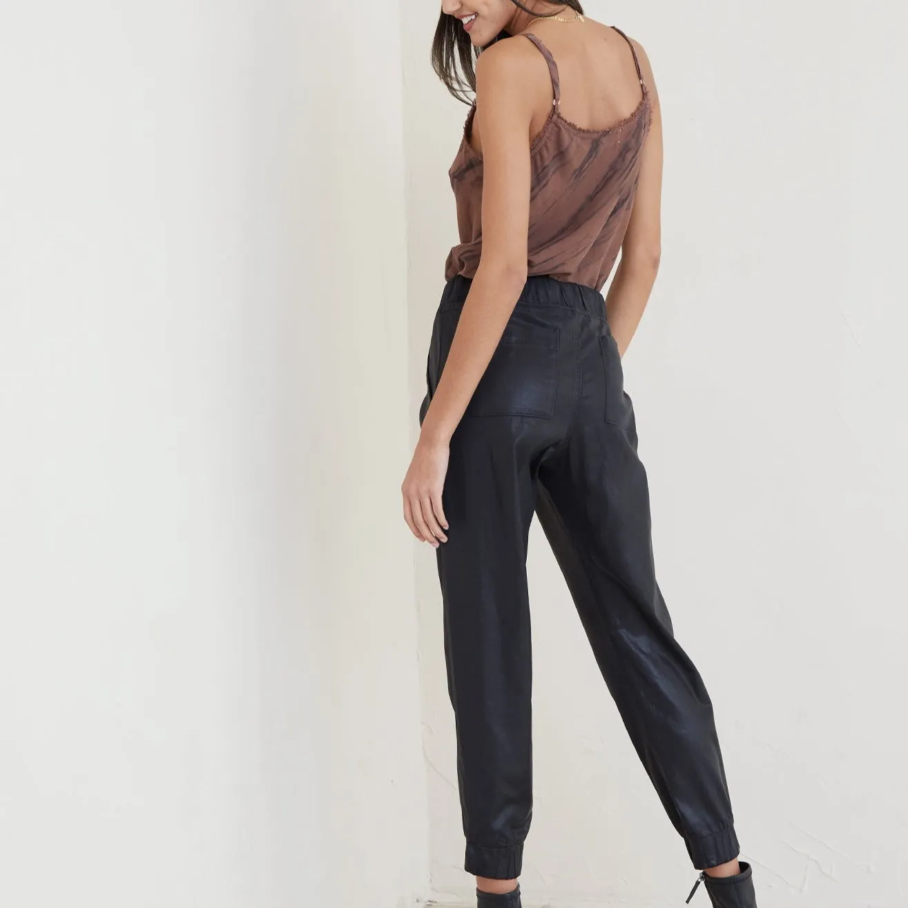 Bella Dahl Chelsea Pocket Jogger