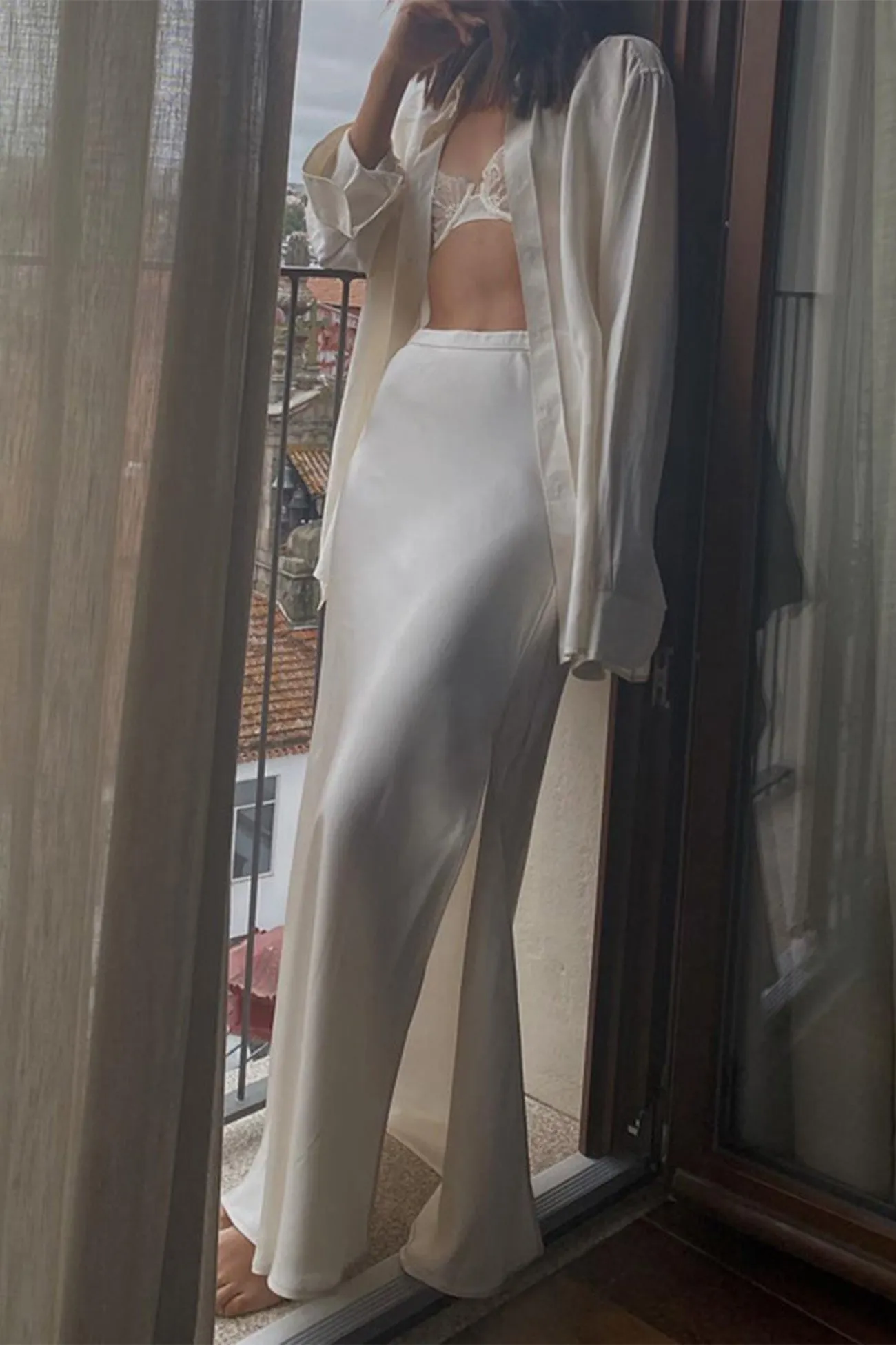 BerryBetty - White Side Slit High Waist Maxi Skirt
