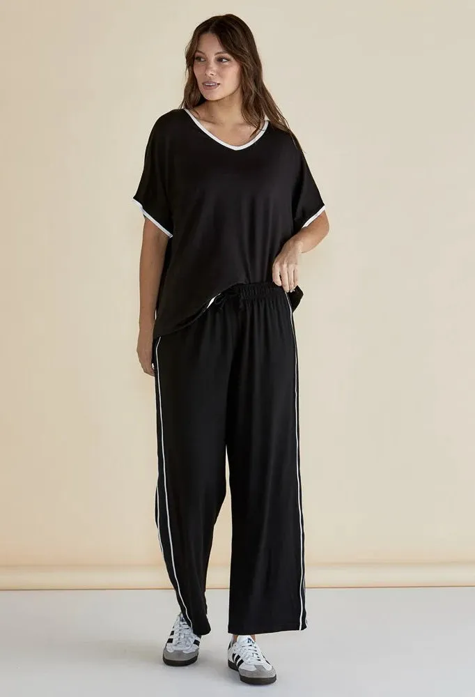 Betty Basics - Evelyn Wide Leg Jogger - Black