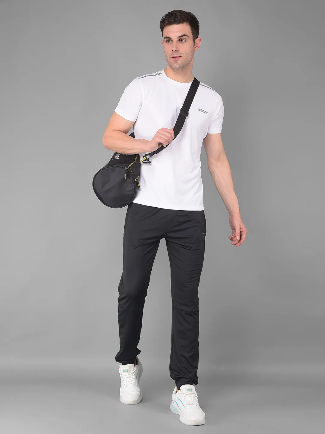 COBB SOLID BLACK REGULAR FIT ACTIVE WEAR LOWER