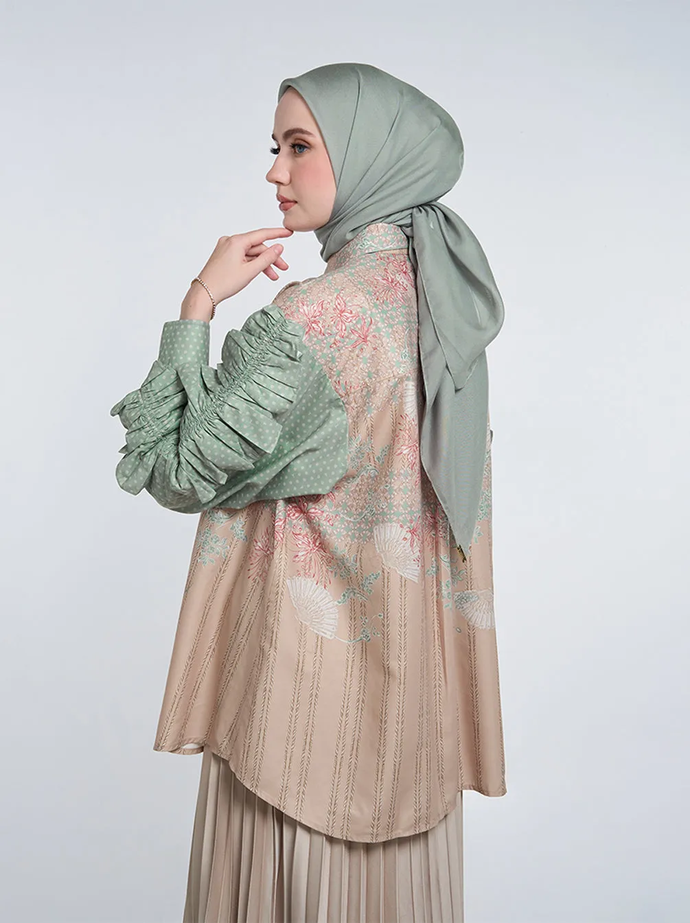 DITYA GATHERED SLEEVE TOP TOAST