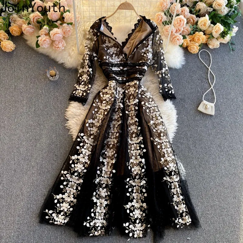 Elegant Floral Embroidered Maxi Dress