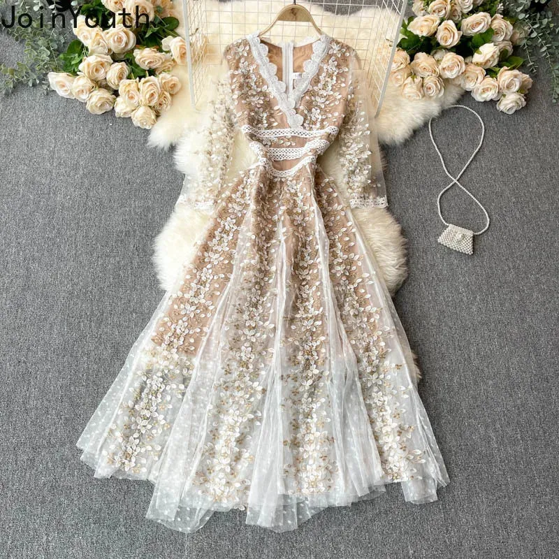Elegant Floral Embroidered Maxi Dress