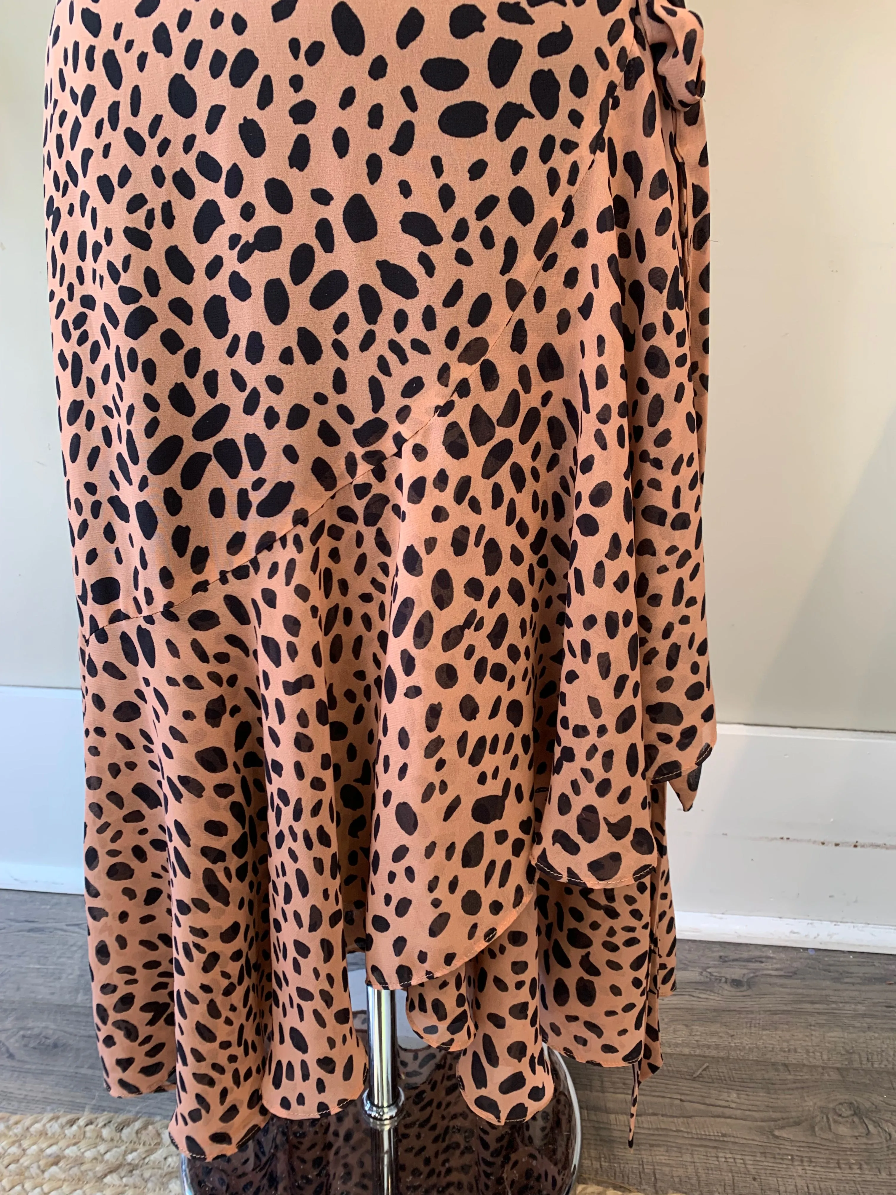 Fame and Partners Size 6 Dress