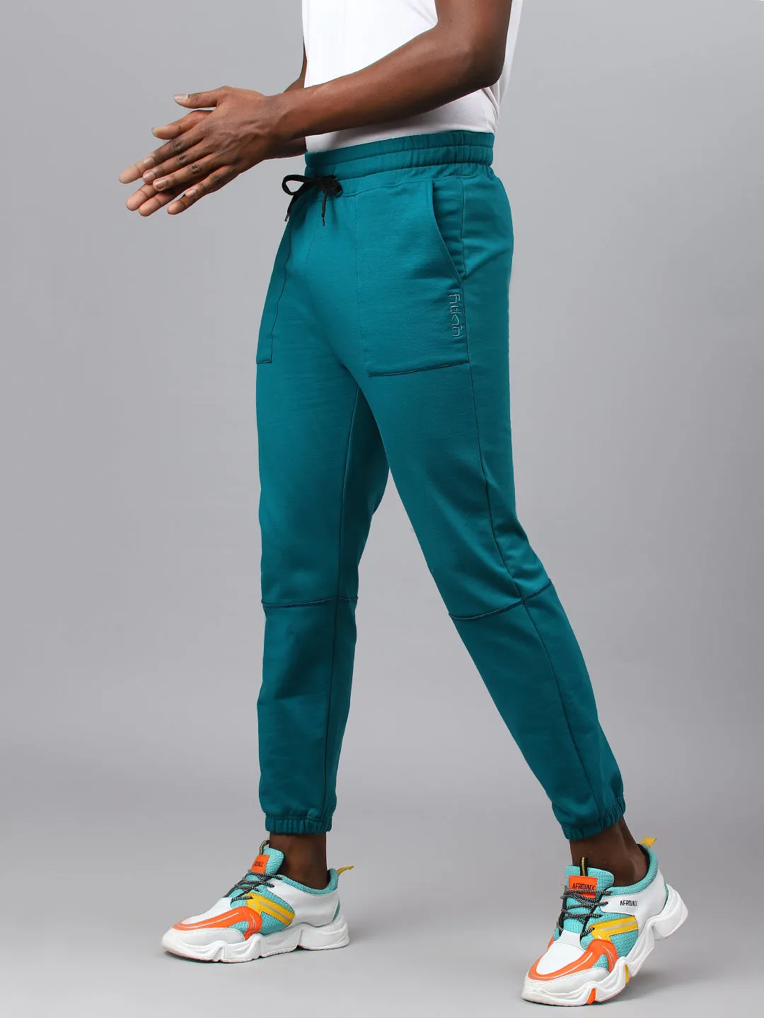 Fitkin Men Green Cargo Fleece Jogger