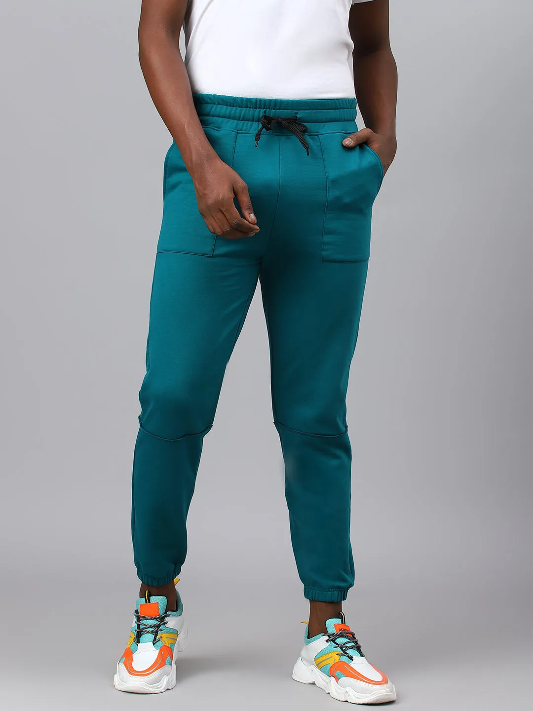Fitkin Men Green Cargo Fleece Jogger