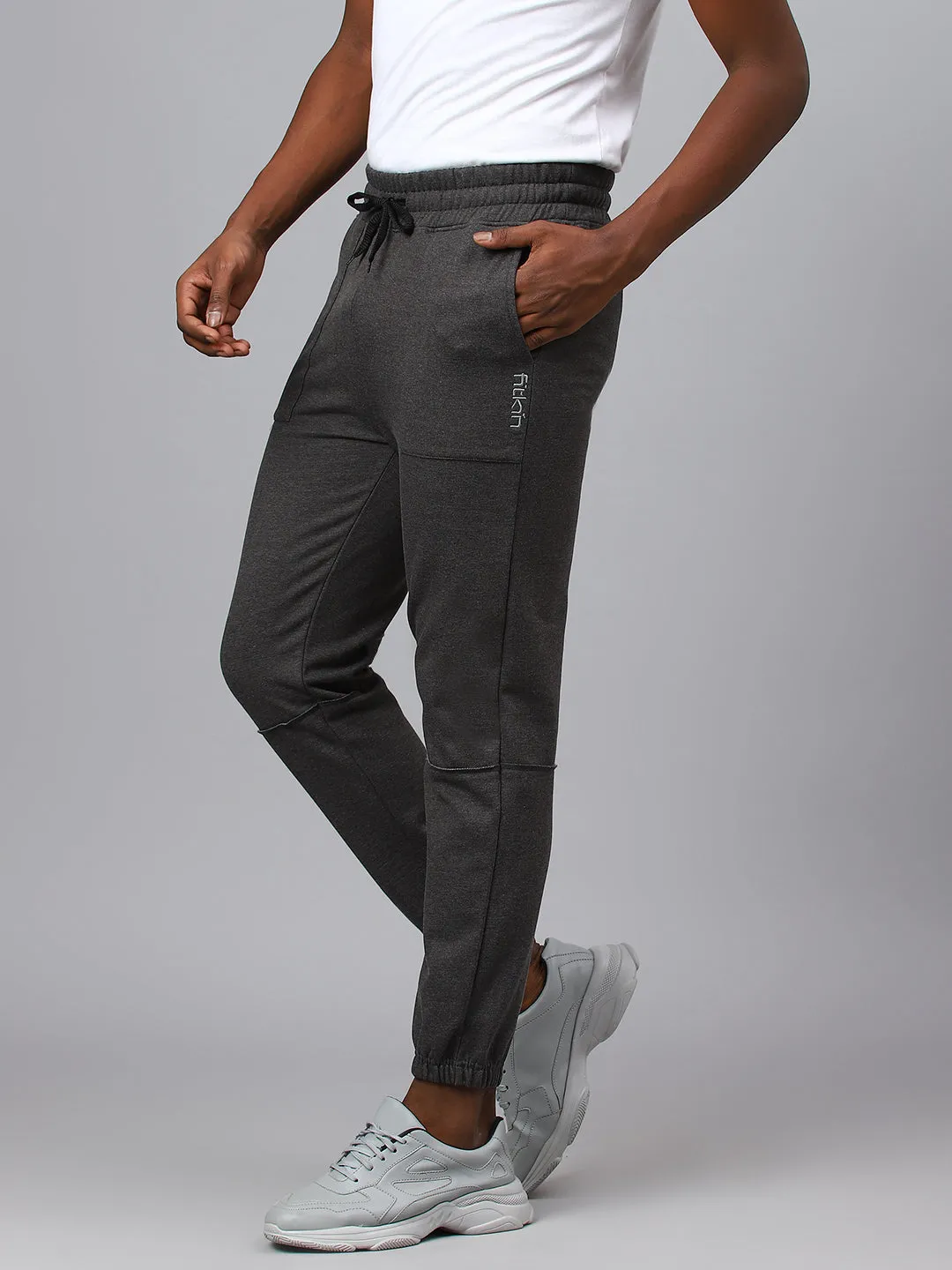Fitkin Men Grey Cargo Fleece Jogger