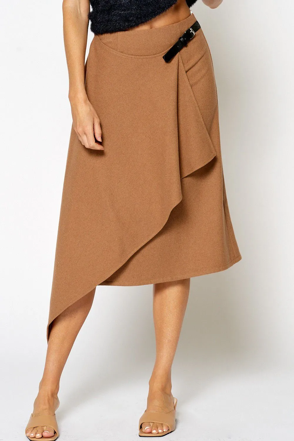 Glimpse in Time Asymmetric Skirt