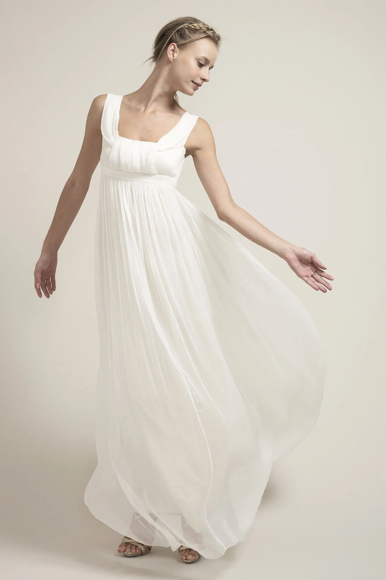 HB6953 Alternative Outdoor Wedding Dress