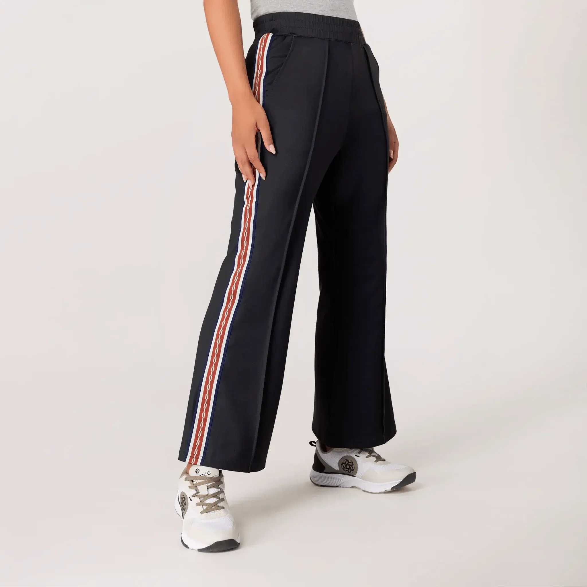 Kayanee Track Pants - SEASONAL BLACK