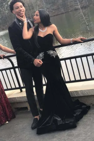 Luxury Sweetheart Sleeveless Lace Floor Length Prom Dresses