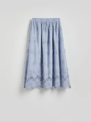 Maxi skirt with embroidered flowers