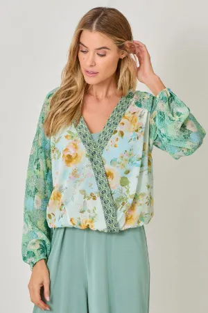 MIXED PRINT SURPLICE TOP