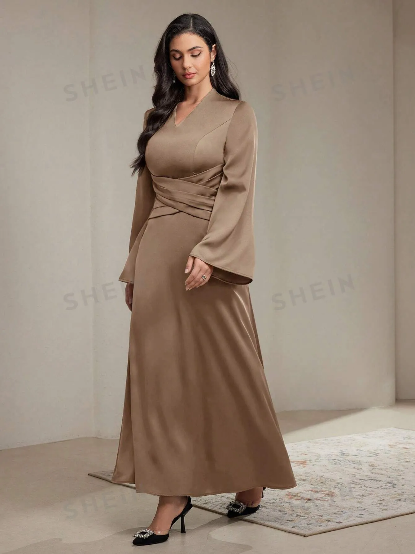 Modely Women's Solid Color V-Neck Ruffle Wrap Long Sleeve Dress