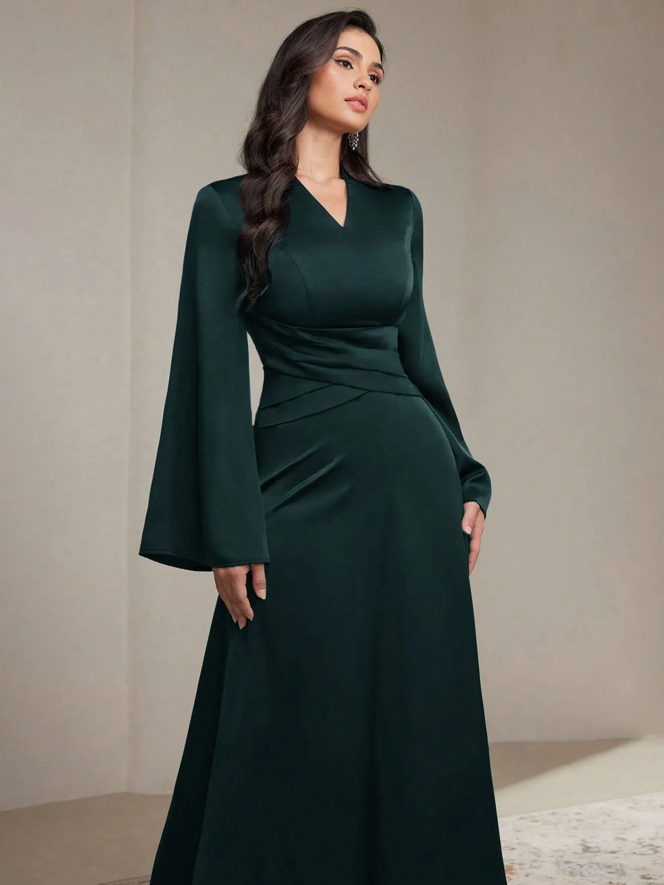 Modely Women's Solid Color V-Neck Ruffle Wrap Long Sleeve Dress