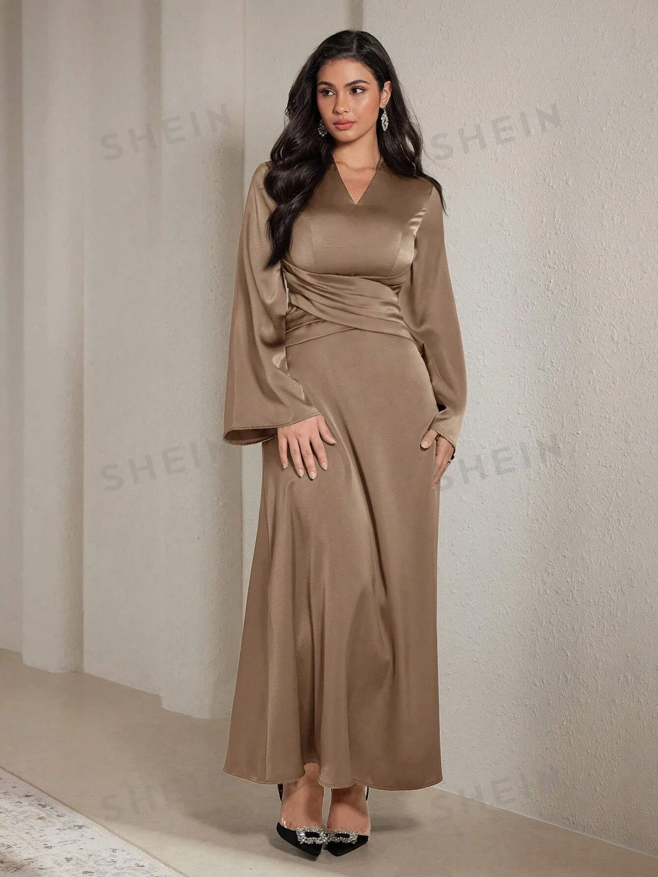 Modely Women's Solid Color V-Neck Ruffle Wrap Long Sleeve Dress