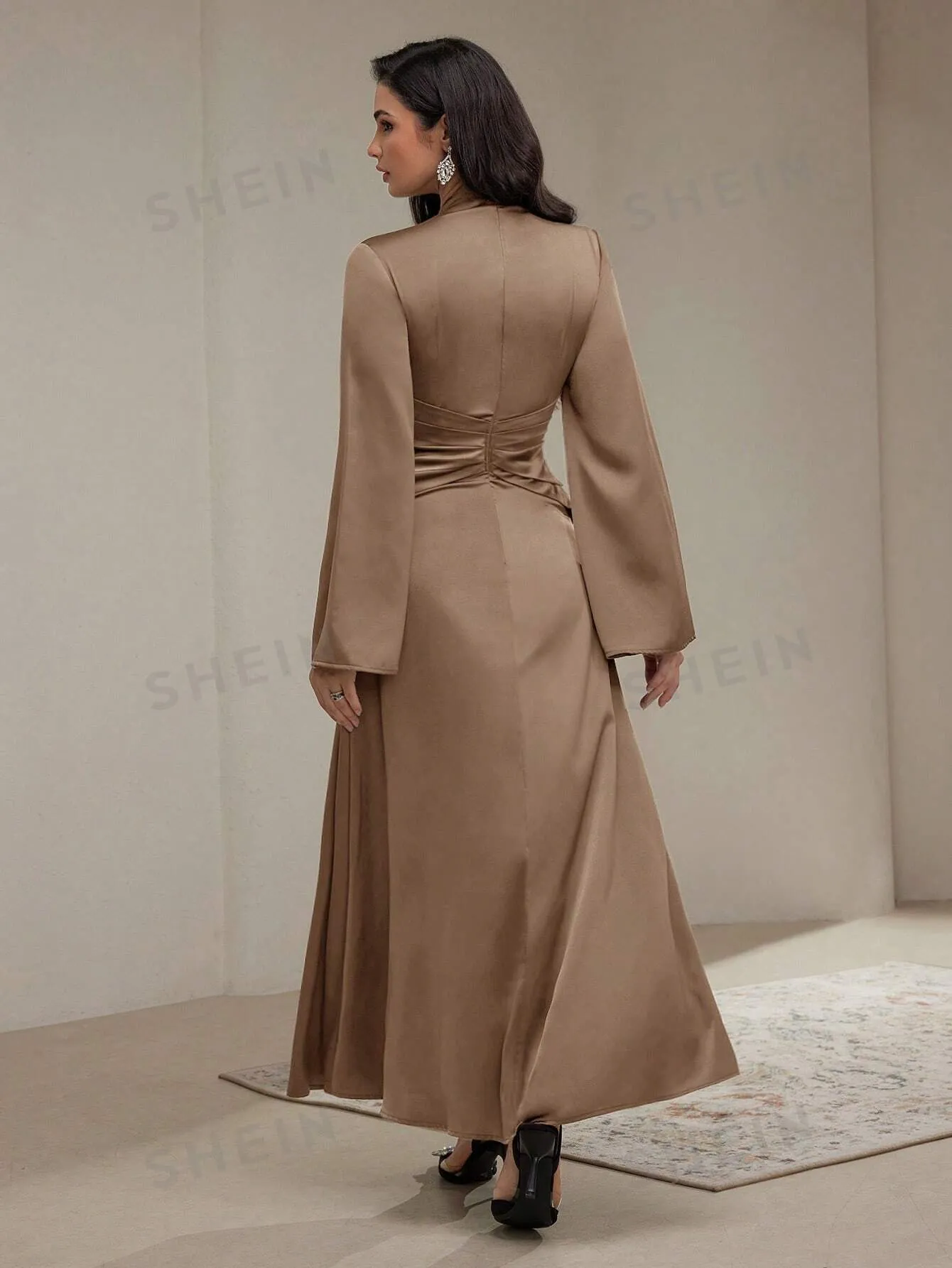 Modely Women's Solid Color V-Neck Ruffle Wrap Long Sleeve Dress