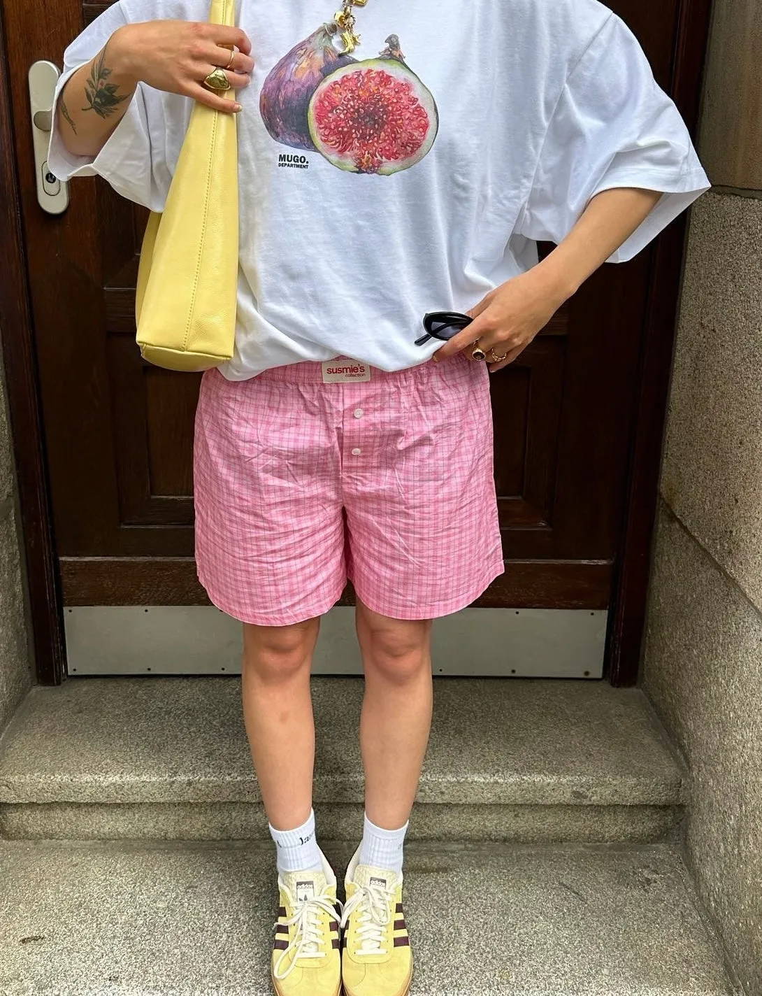 Not from my Boyfriend Shorts Pink
