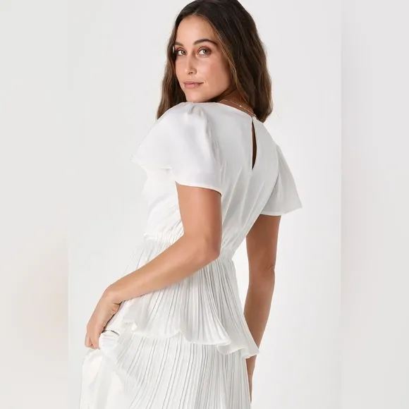 NWOT Lulus Twirl-wind Romance White Satin Pleated Tiered Short Sleeve Midi Dress