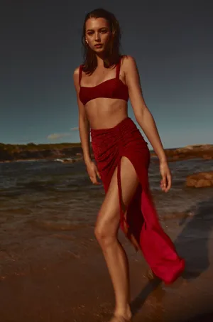 RUCHED SKIRT IN RED SHIMMER