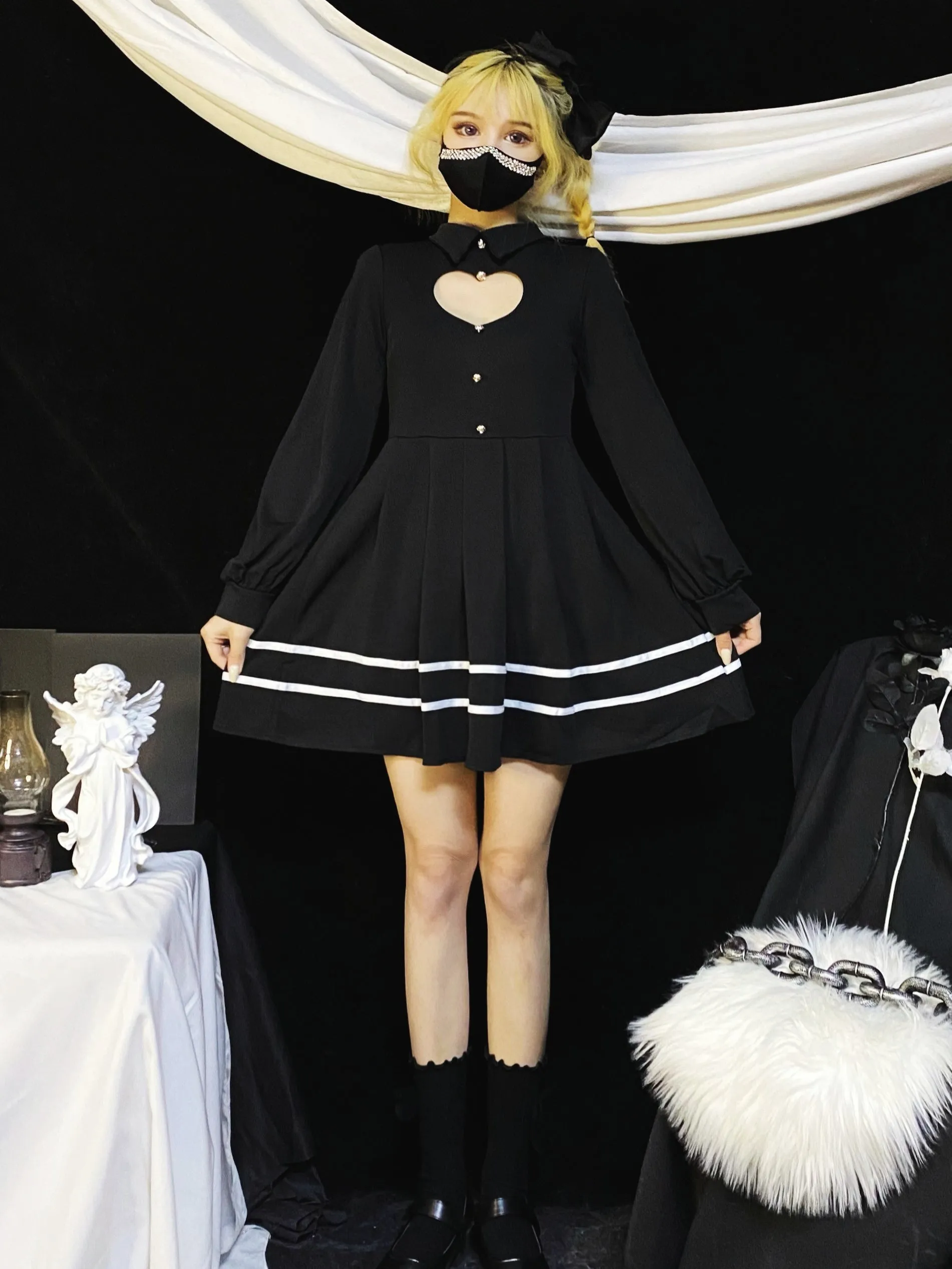 Sweet  and  sexy Heart Hollow Out Dress KF1066