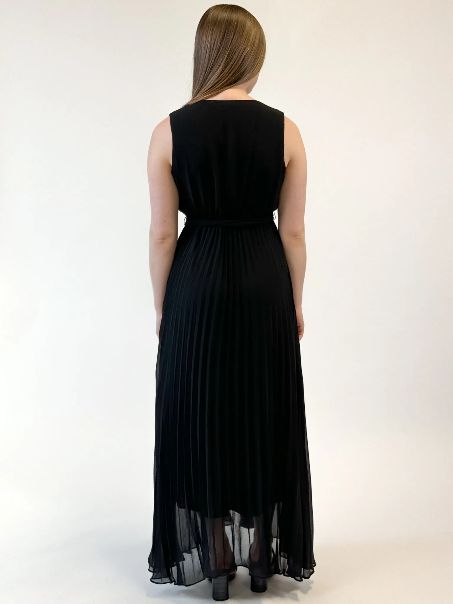 Tribal Sleeveless Dress - Black