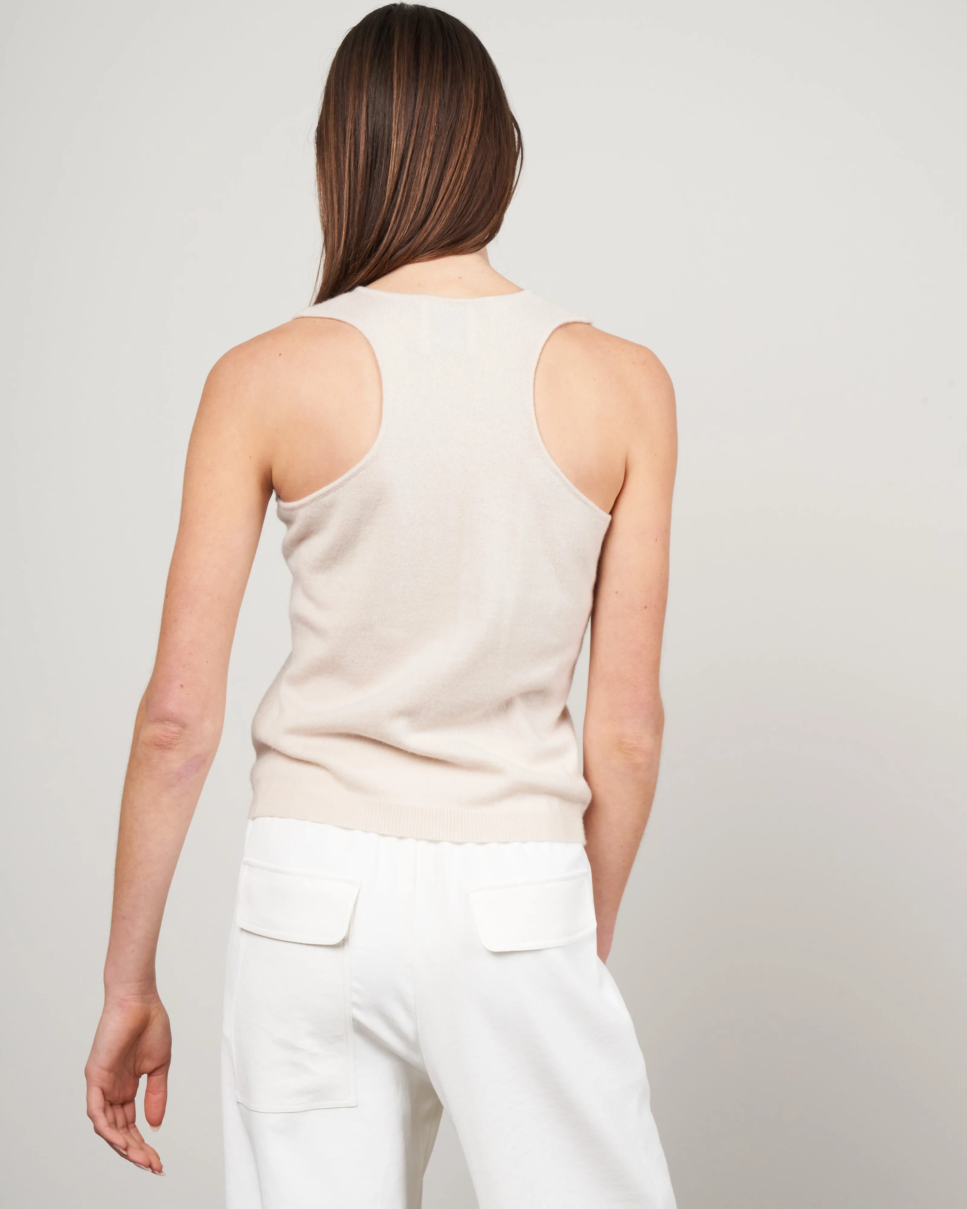 v top - light beige