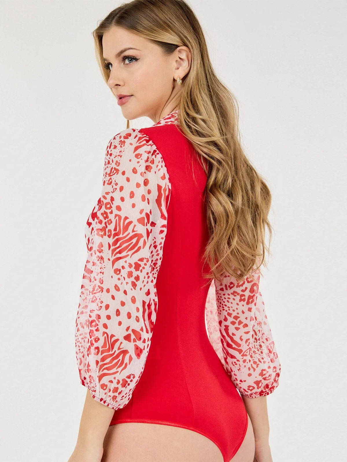 WOMEN'S 3/4 SLEEVE SURPLICE ANIMAL PRINT BODYSUIT