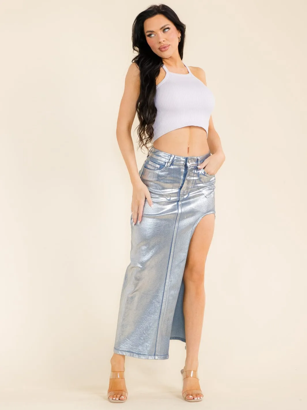 WOMEN'S BUTTON CLOSURE SIDE SLIT POCKETS SHIMMER DENIM MAXI SKIRT