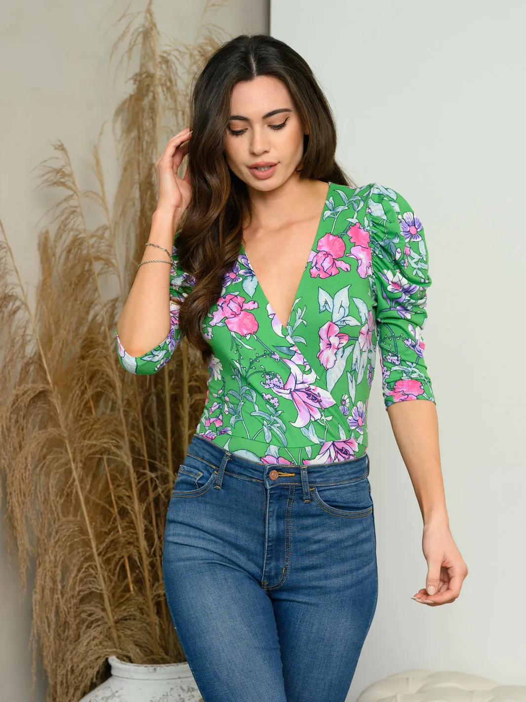 WOMEN'S FLORAL SURPLICE BODYSUIT