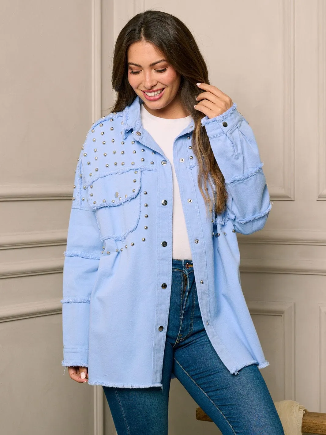 WOMEN'S LONG SLEEVE BUTTON CLOSURE STUDS DETAILED DENIM JACKET