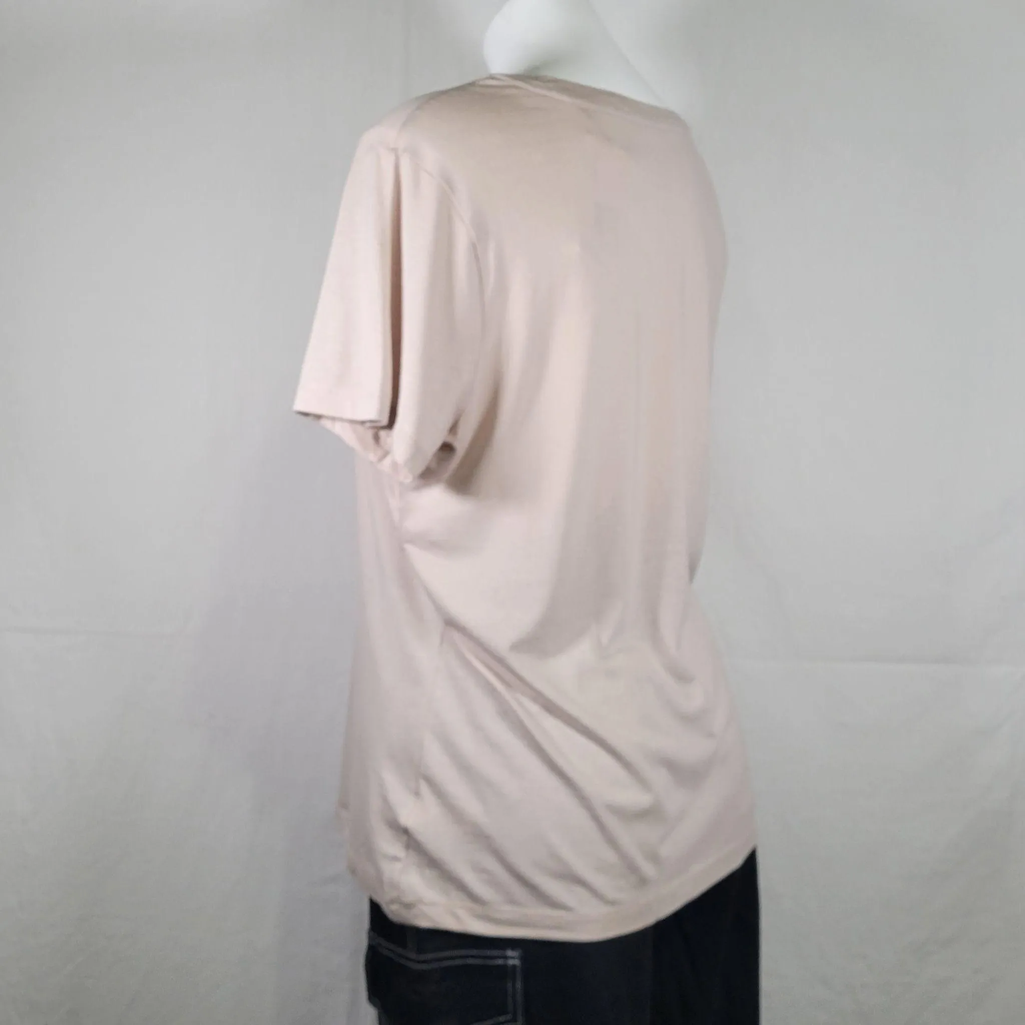 Women's Short Sleeve Scoop Neck T-Shirt