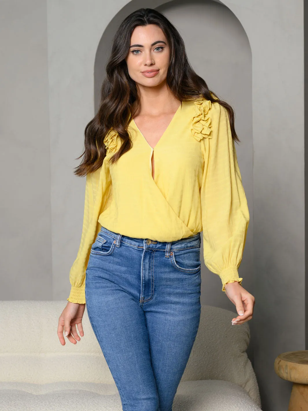 WOMEN'S V-NECK SURPLICE RUFFLE SHOULDER LONG SLEEVE BODYSUIT