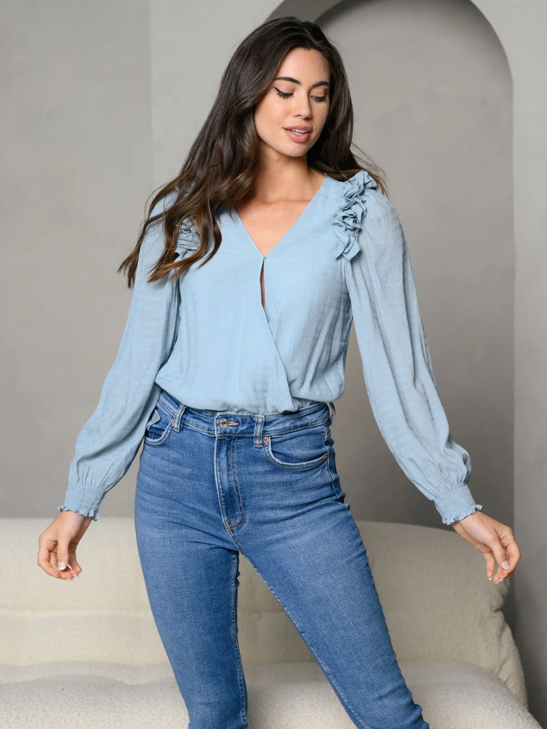 WOMEN'S V-NECK SURPLICE RUFFLE SHOULDER LONG SLEEVE BODYSUIT